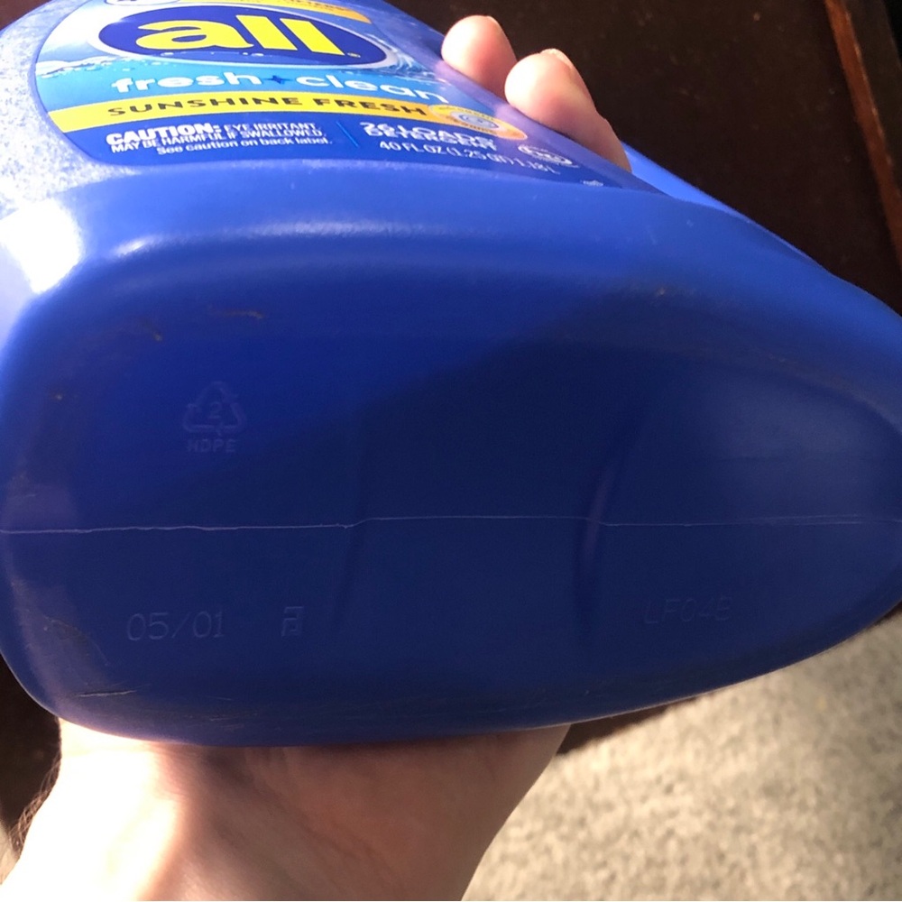 All Fresh + Clean Sunshine Fresh Laundry Detergent w/ Stainlifters 26 Loads 40oz - Picture 4 of 7